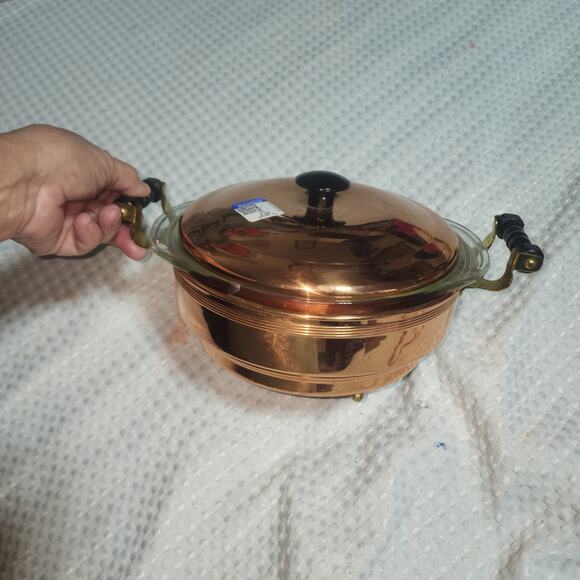 VINTAGE EUC COPPERCRAFT GUILD CASSAROLE DISH WITH PYREX DISH WITH COPPER LID - Picture 1 of 6